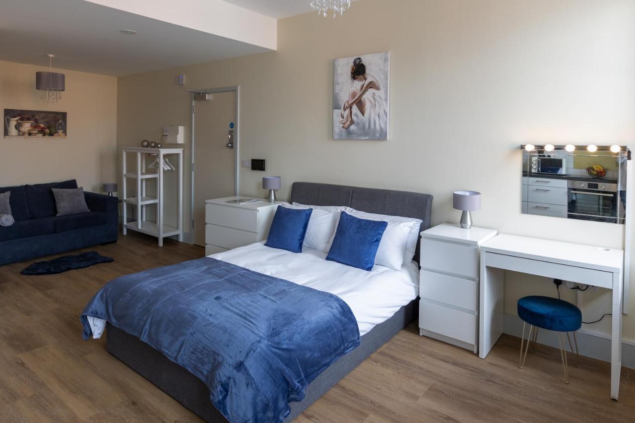 Apartment 7, Isabella House, Aparthotel, By Rentmyhouse Херефорд Экстерьер фото